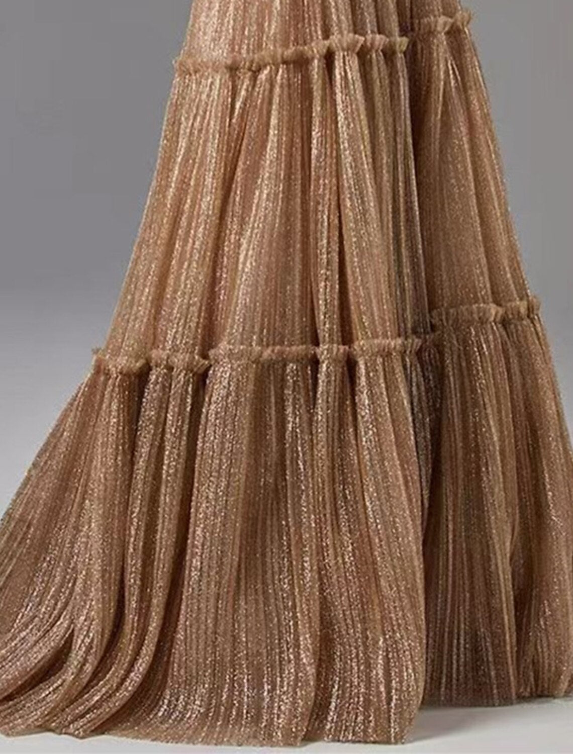 Abito da sera a trapezio, scintillante, formale, da invitato a nozze, lungo fino al pavimento, senza maniche, senza spalline, in tulle con pieghe 2025